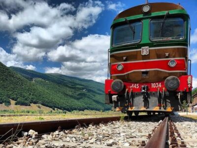 SULMONA - CAROVILLI: 1 NOTTE IN HB (COLAZIONE, CENA) RISERVATO AD AUTOMUNITI+VISITA DI SULMONA+BIGLIETTO TRENO STORICO (TOUR INCLUSO)